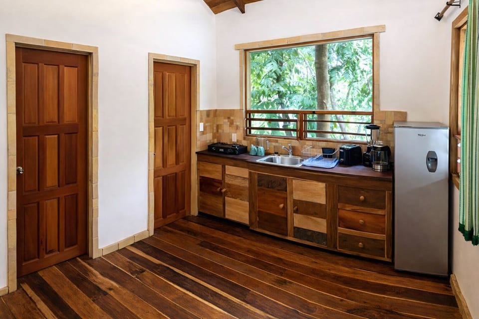 Family Bungalow, Garden View | Private kitchen | Mini-fridge, microwave, toaster, blender