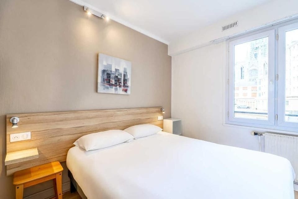 In-room safe, desk, blackout drapes, iron/ironing board
