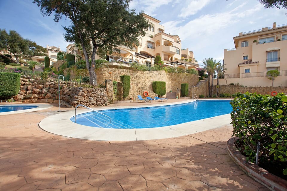 Apartment | Pool | Outdoor pool