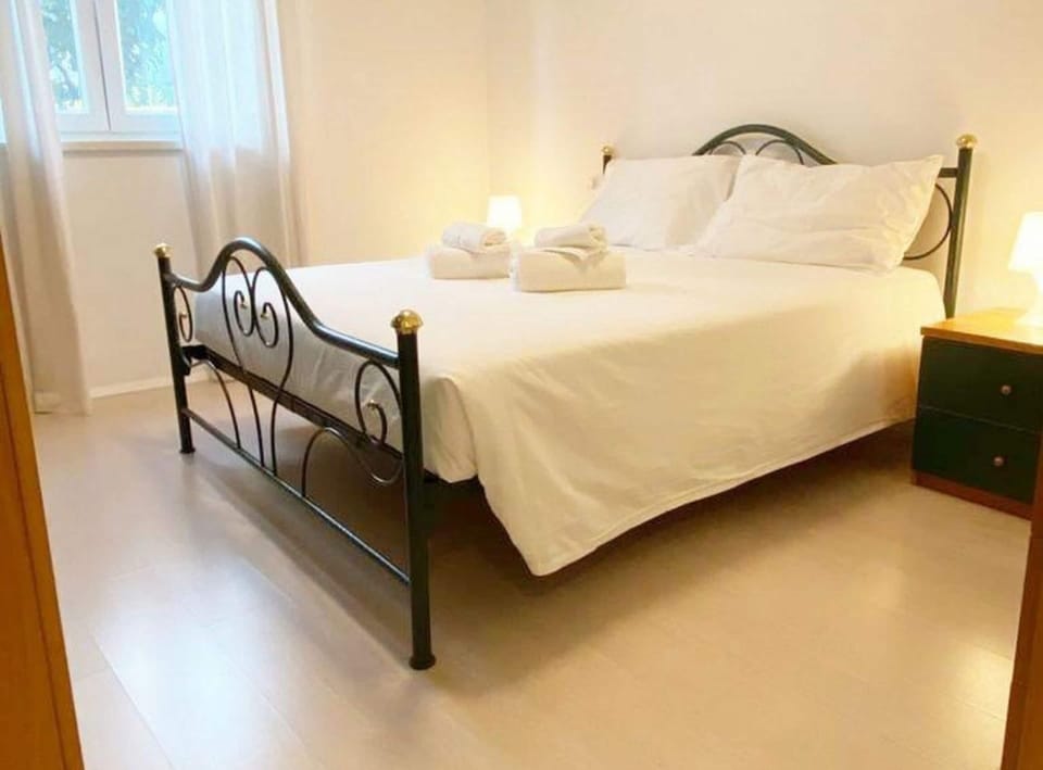 Apartment | 2 bedrooms, iron/ironing board