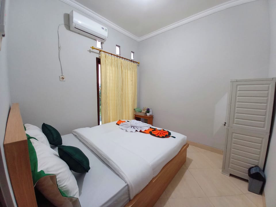 Standard House | 3 bedrooms, bed sheets