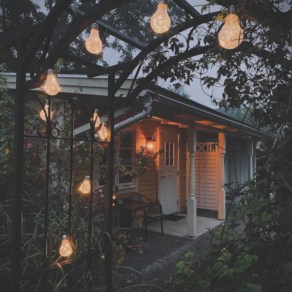 Garden Room, Breakfast Included | Free WiFi, bed sheets