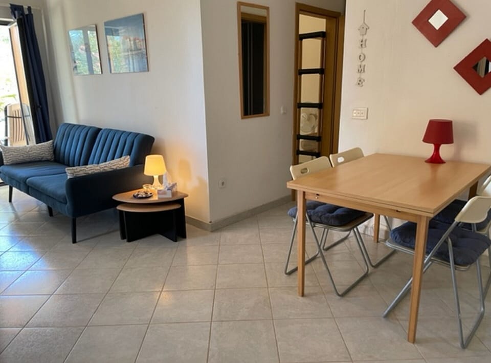 Apartment | Dining