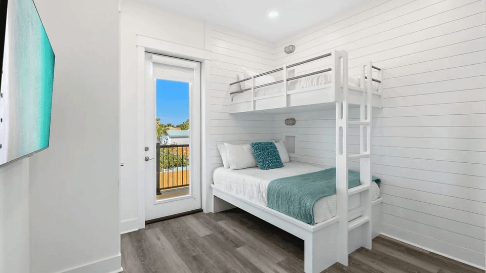 Wanderlust by Avantstay Walk to Beach + Pool New Construction Cottage in Sunnyside