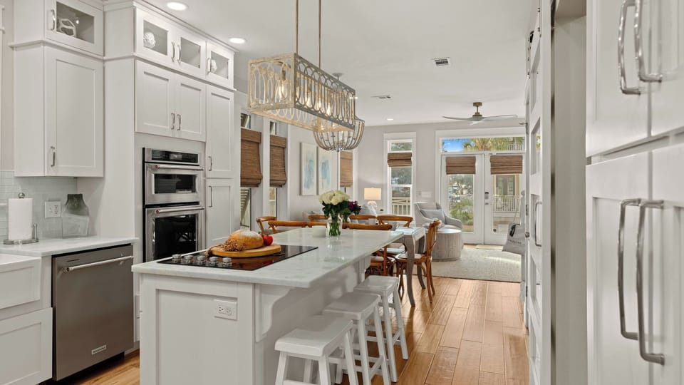 House (5 Bedrooms) | Interior