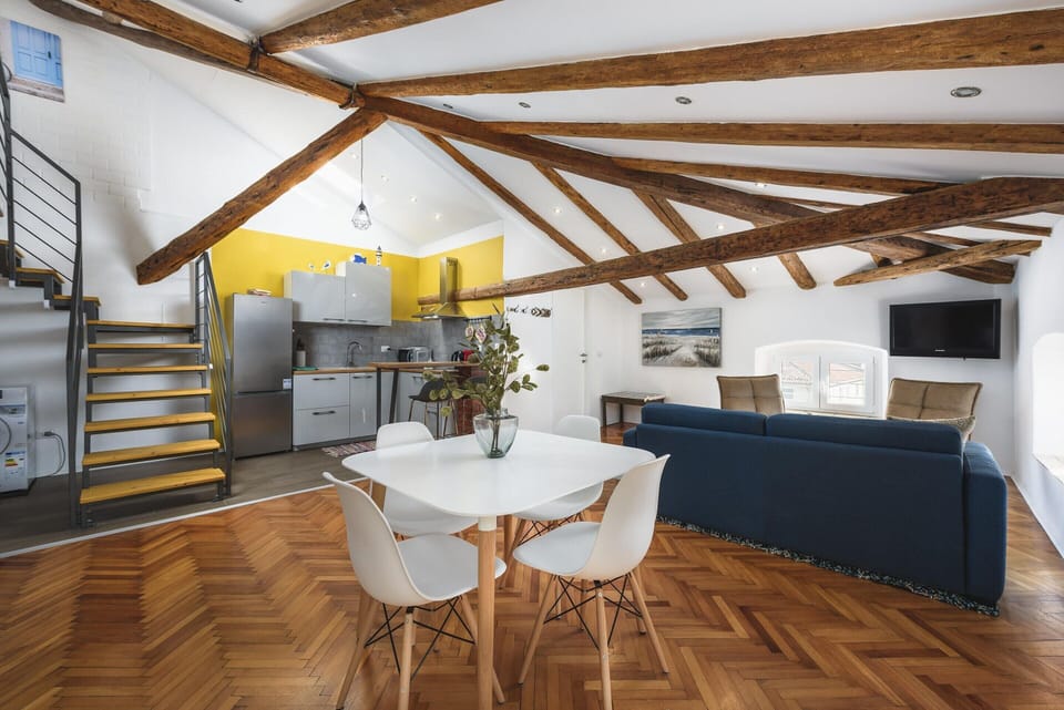 Apartment | Living room