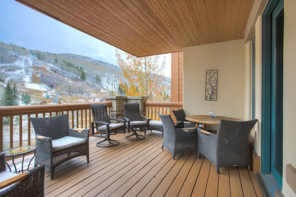 Condo, 2 Bedrooms | Outdoor dining