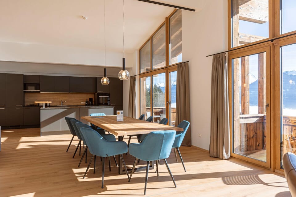 Apartment | Dining