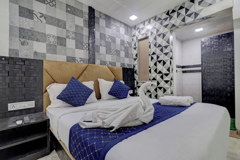 Deluxe Room | Desk, laptop workspace, soundproofing, free WiFi