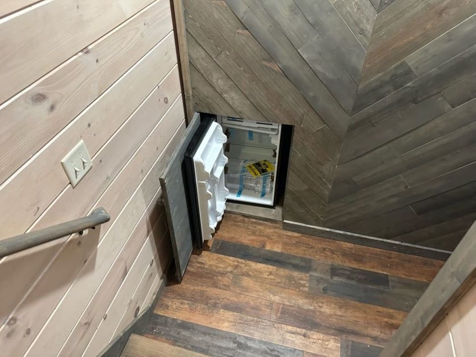 Cabin, 4 Bedrooms | Interior