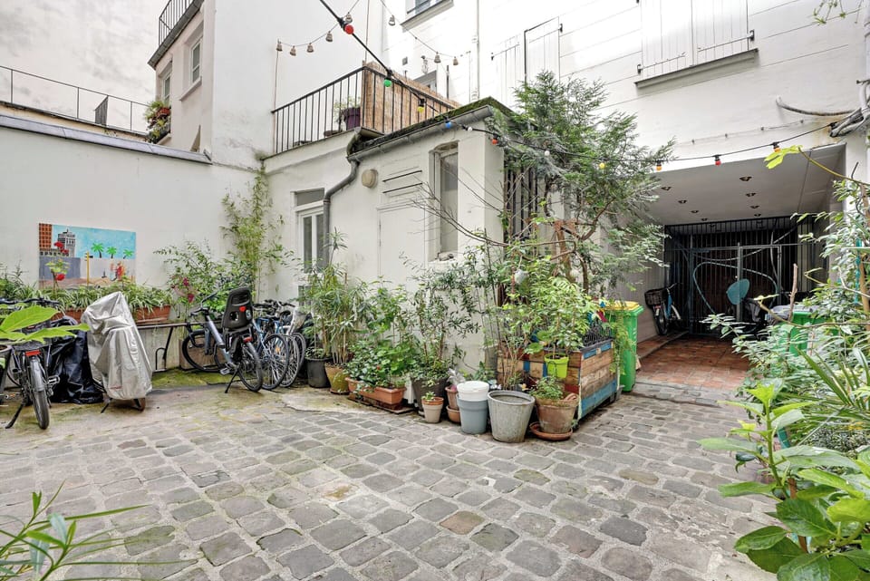Apartment | Property grounds