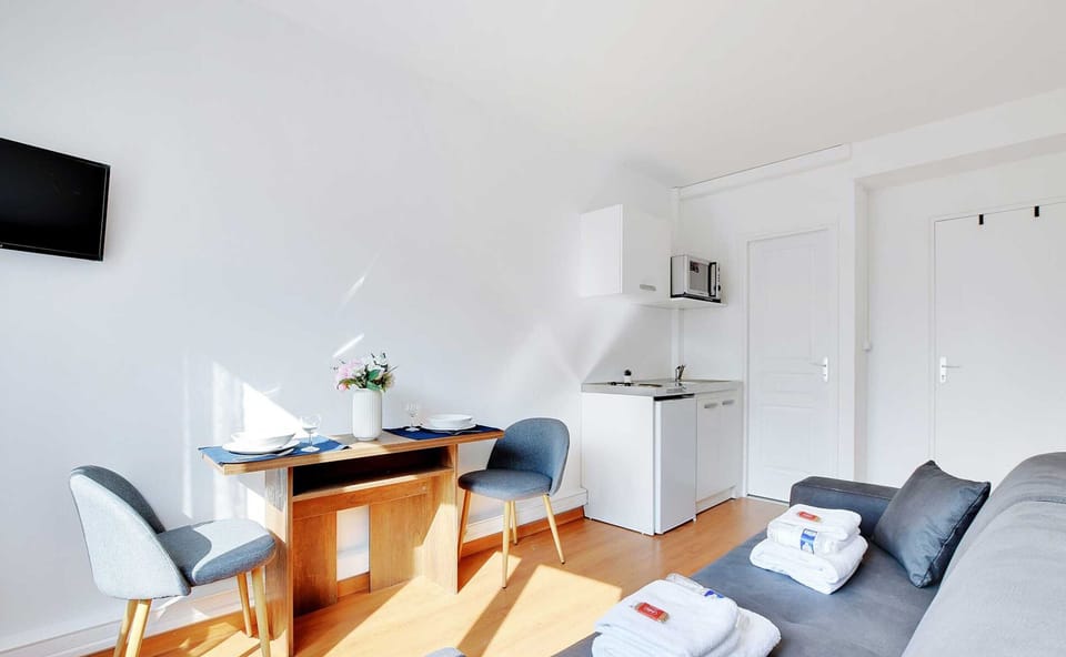 Apartment | Living area