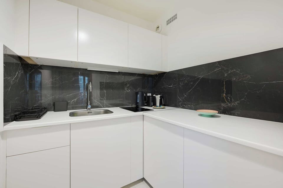 Apartment | Private kitchen | Fridge, microwave, stovetop, coffee/tea maker