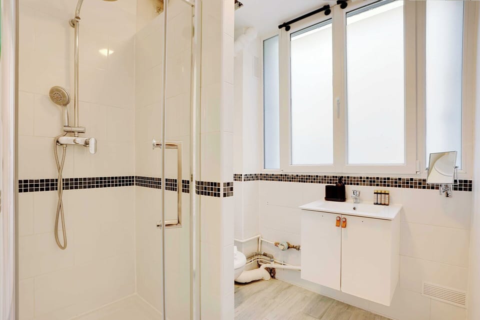 Apartment | Bathroom
