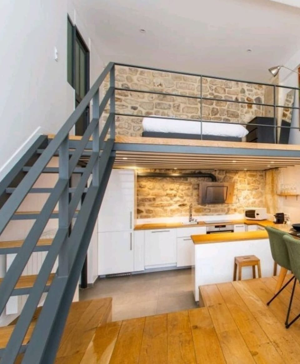 Apartment | Dining