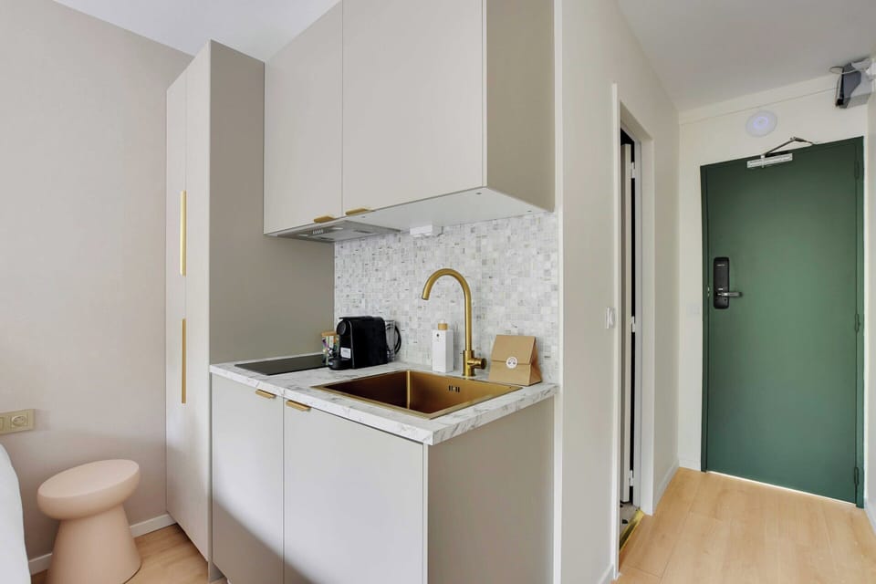 Apartment | Bathroom | Hair dryer