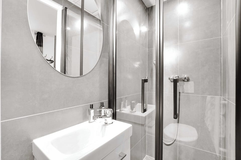 Apartment | Bathroom | Towels