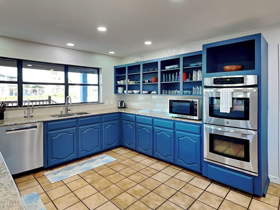 House (4 Bedrooms) | Miscellaneous