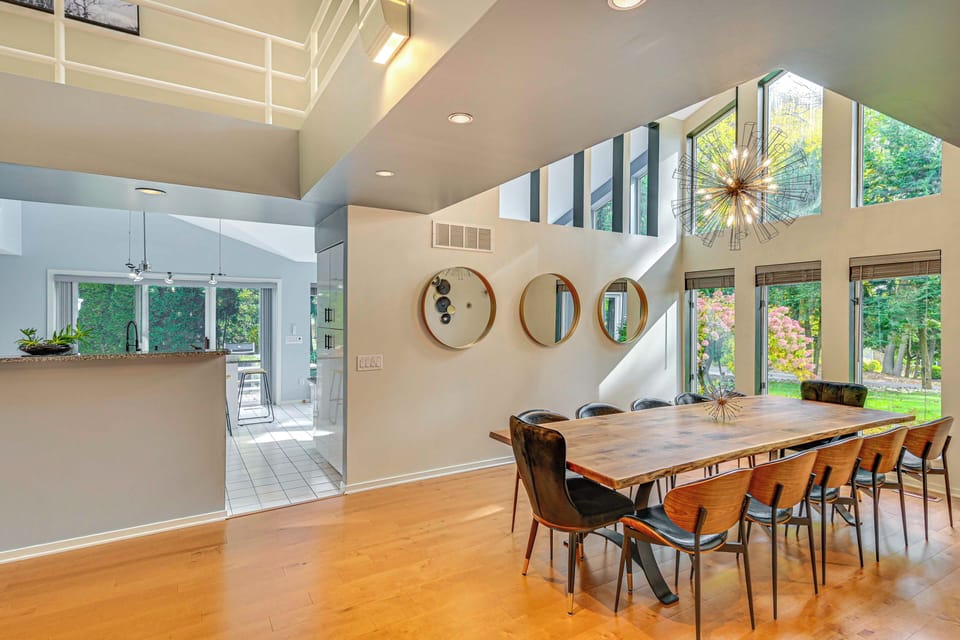 House (5 Bedrooms) | Interior