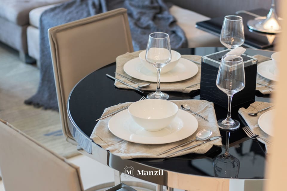 Luxury Apartment, Balcony, City View | Dining room
