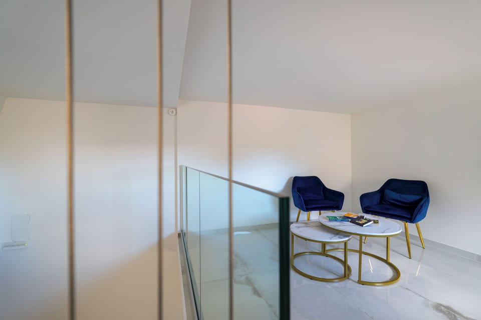 Premium Double Room, Private Bathroom, Courtyard View (Camilleri) | Living area | 43-inch flat-screen TV with cable channels