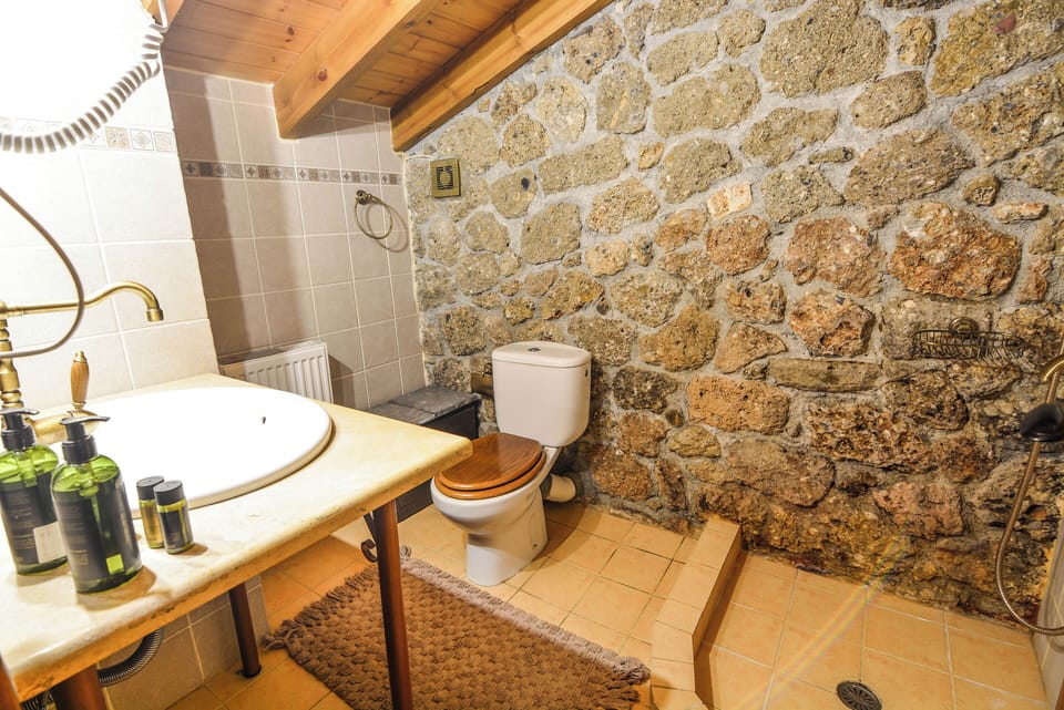 Petrino Lodge Bed and Breakfast in Peloponnese Region