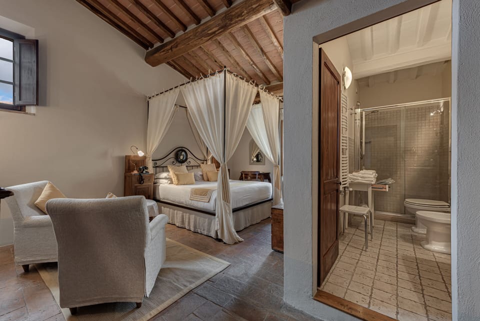 Deluxe Double Room | Premium bedding, down comforters, in-room safe, individually furnished