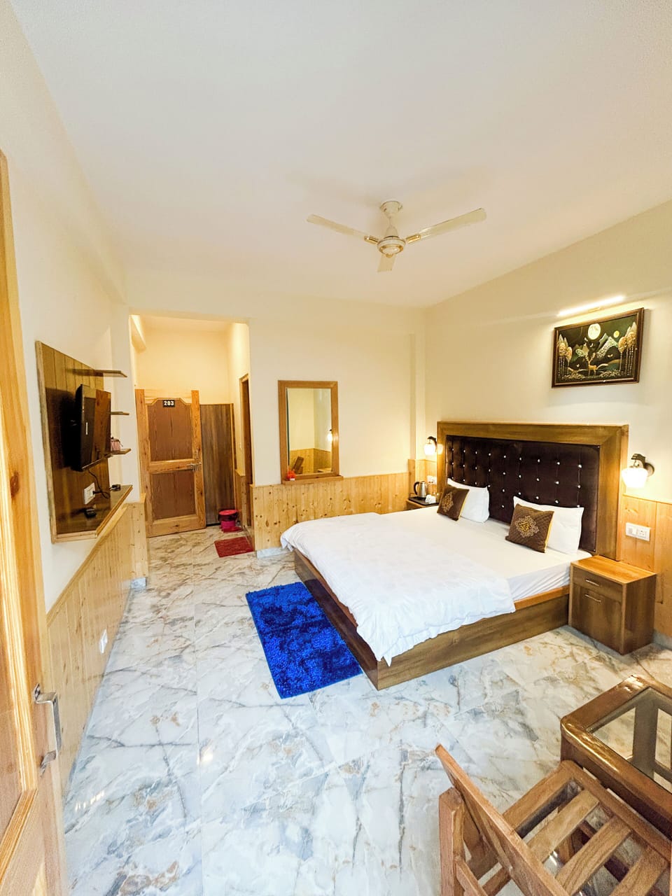 Exclusive Room | Free WiFi, bed sheets