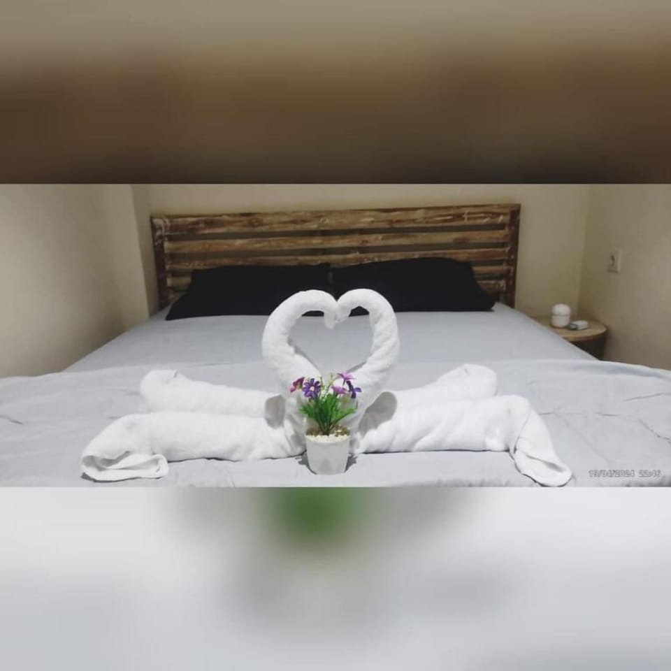 Queen-Size Beds with Pool View/Balcony | Laptop workspace, free WiFi, bed sheets, wheelchair access