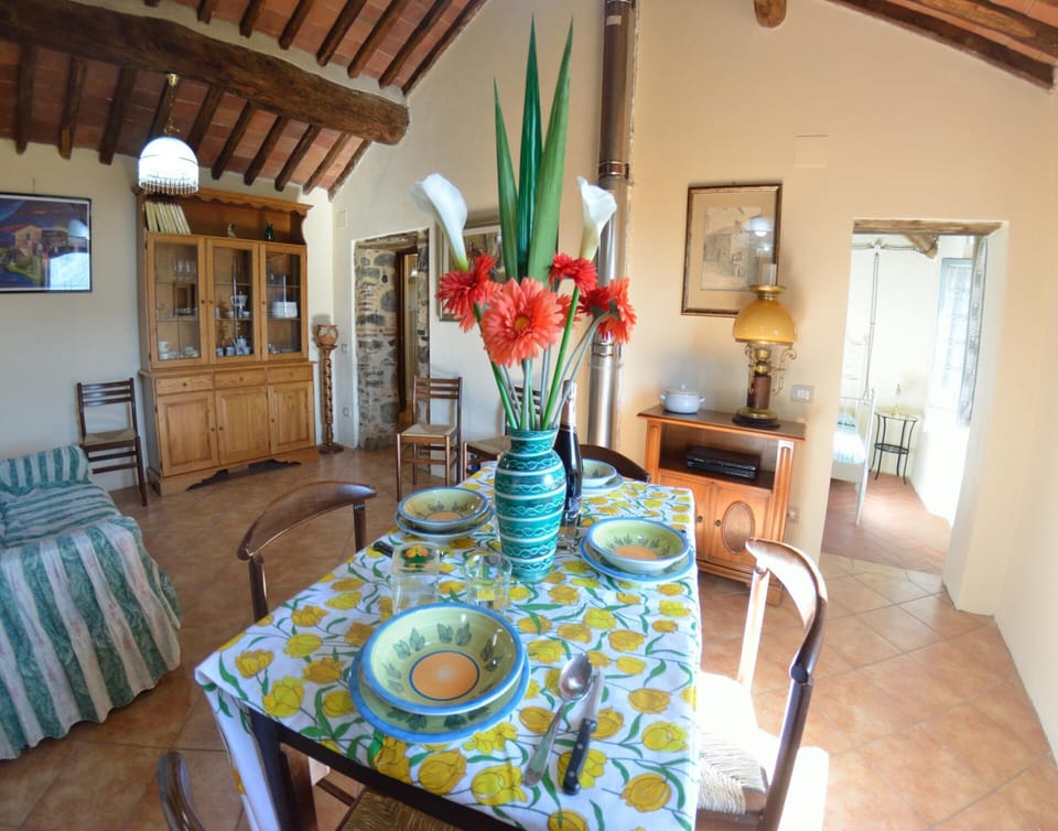 Apartment | Dining