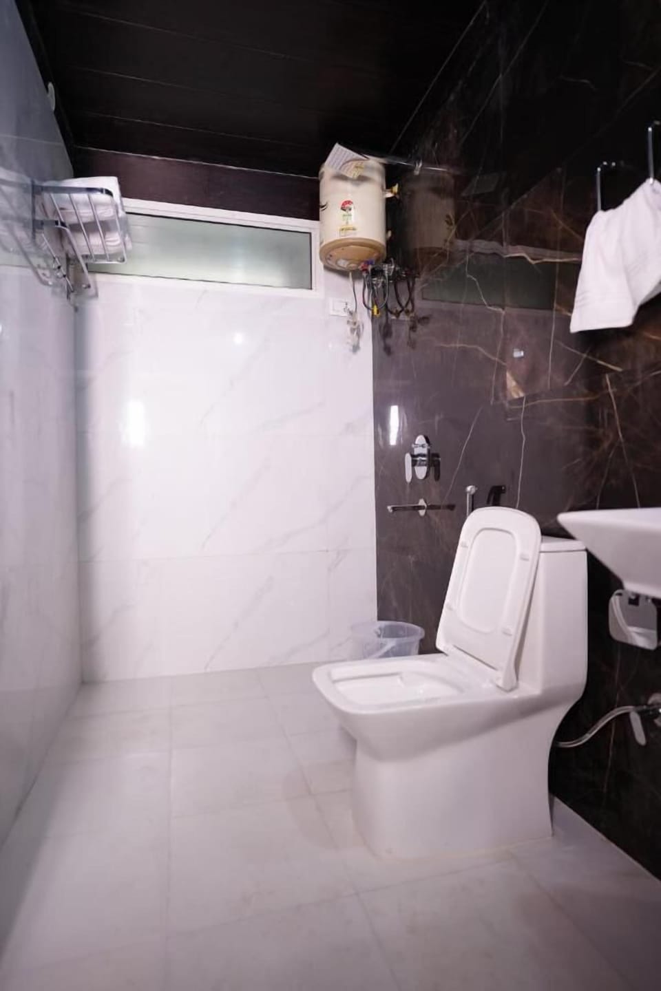 Double Room | Bathroom