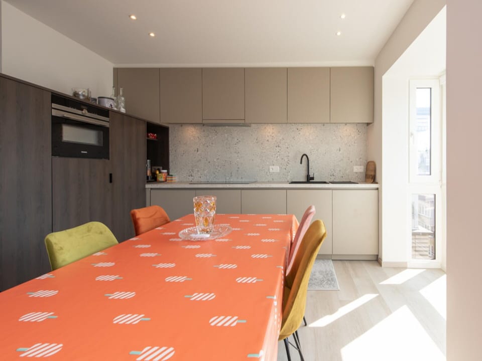 Apartment | Dining