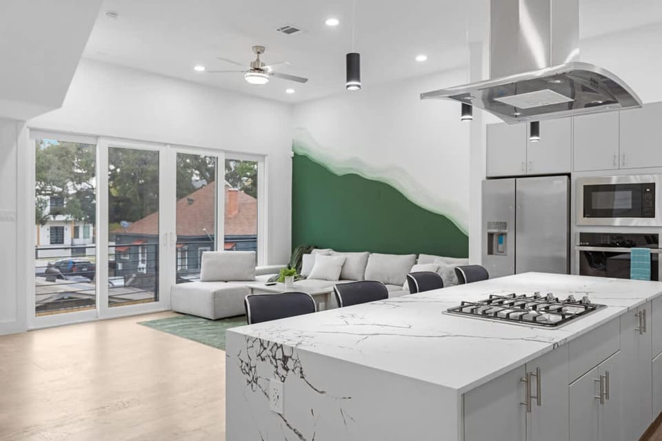 House | 3 bedrooms, high-speed internet