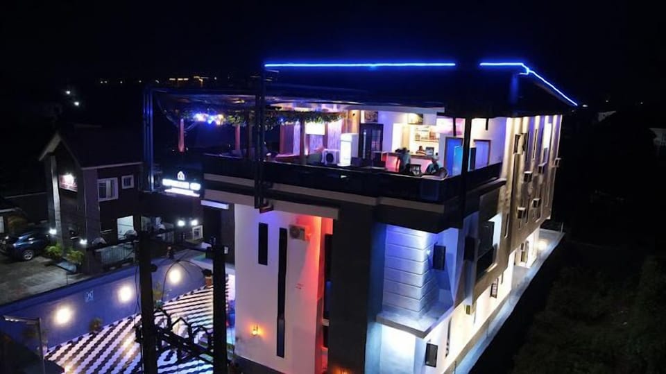 Front of property - evening/night