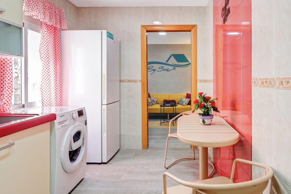 Superior Apartment, Patio | Private kitchen | Fridge, microwave, oven, stovetop