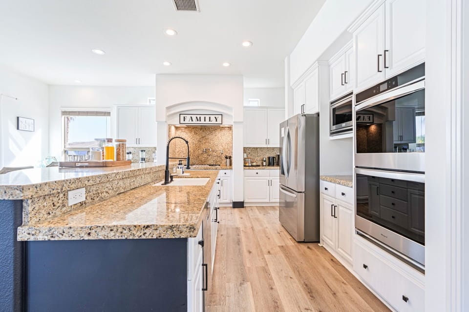 Villa, Mountain View | Private kitchen | Microwave, oven, espresso maker, coffee/tea maker