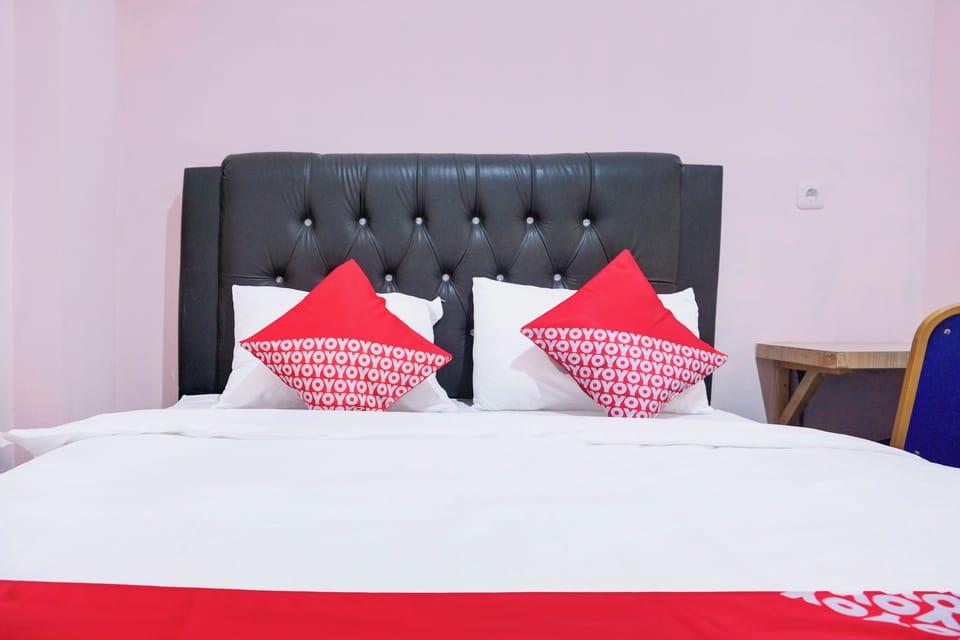 Standard Double Room | WiFi (free), bed sheets