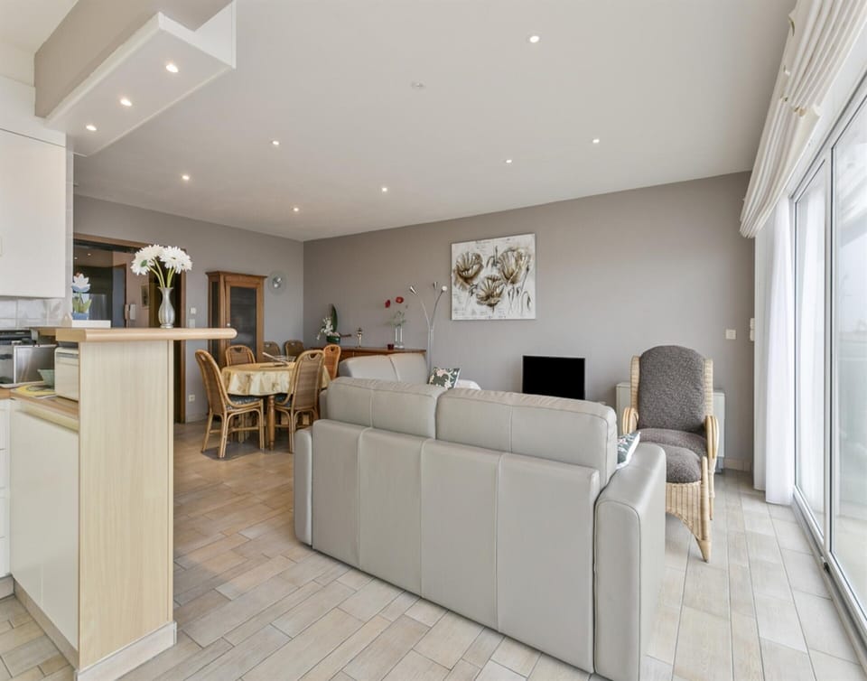 Apartment | Living room