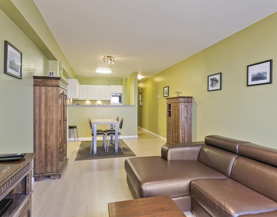 Apartment | Living room