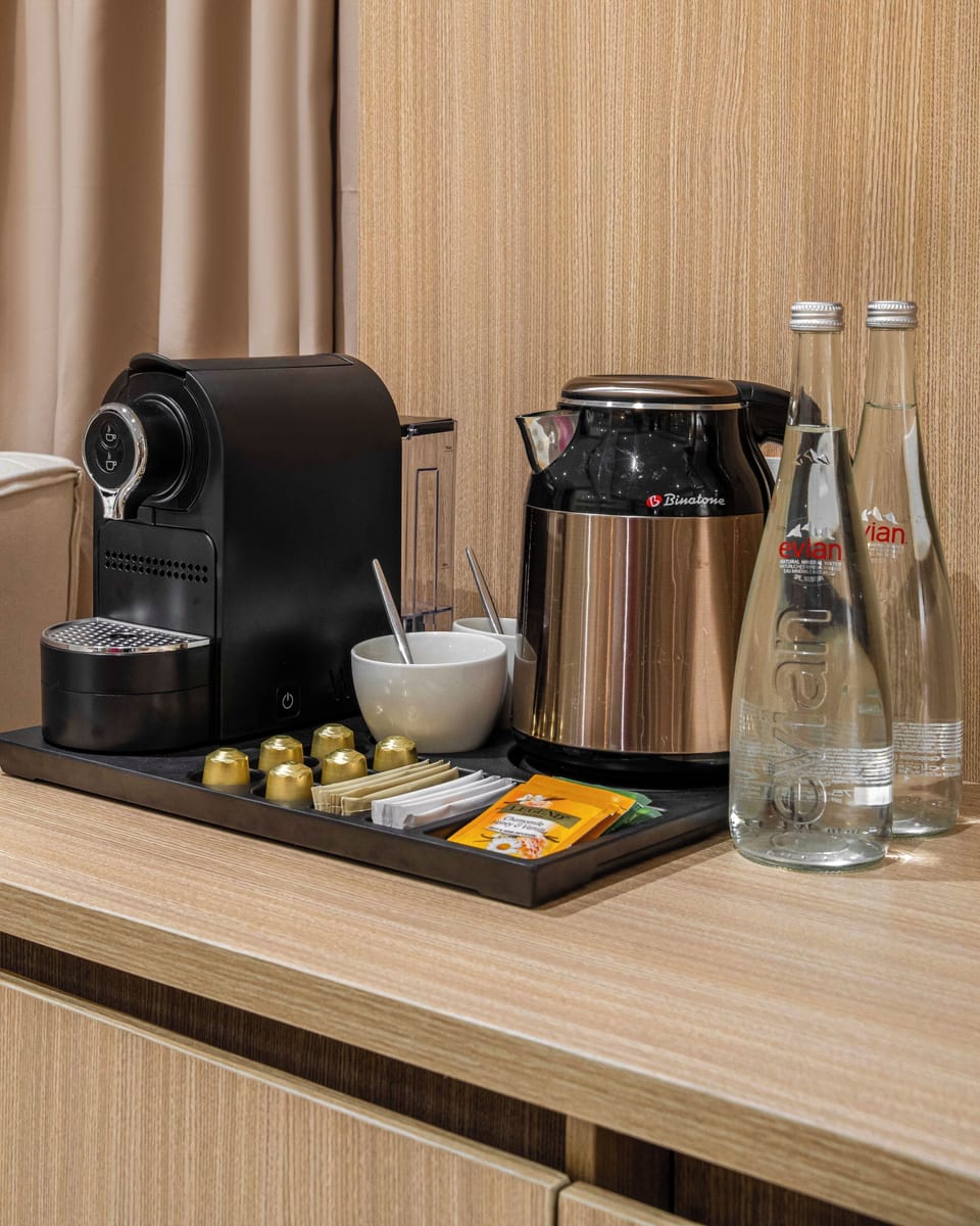 In-room safe, laptop workspace, soundproofing, free WiFi