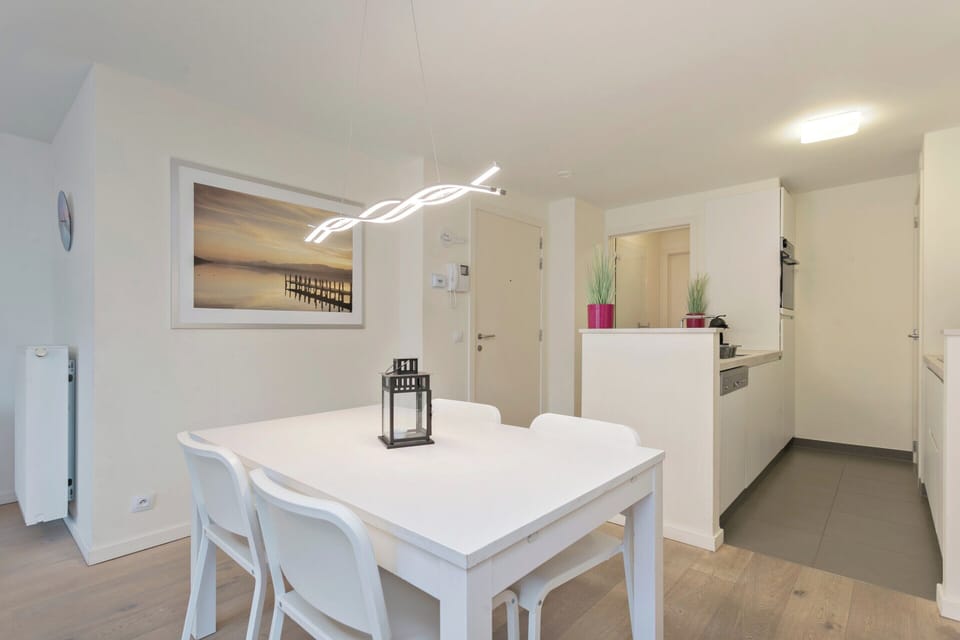 Apartment | Dining
