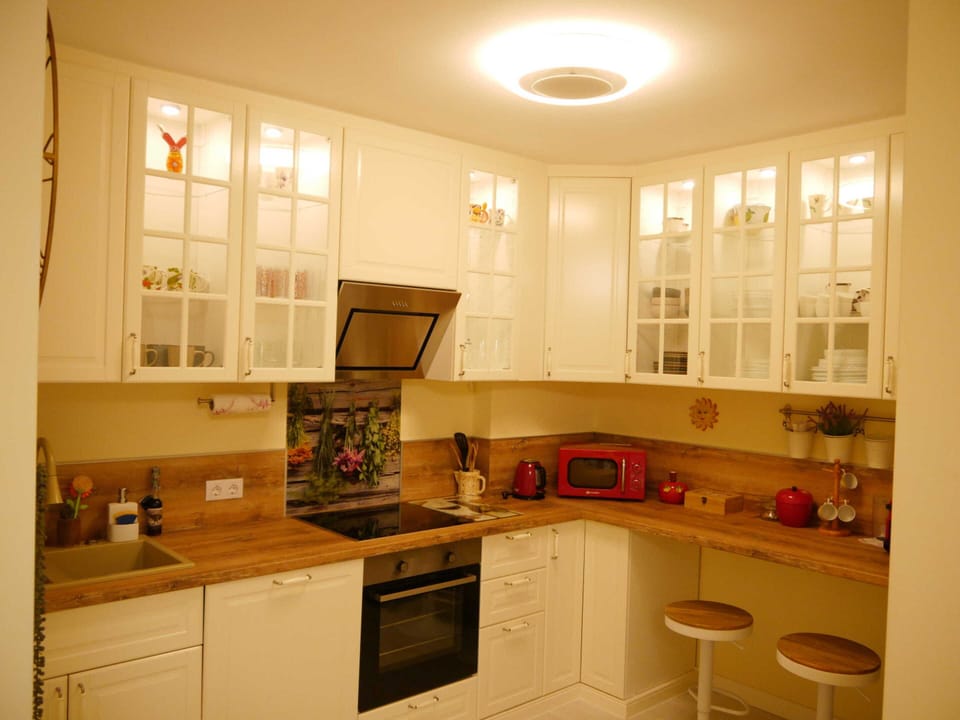 Apartment, Private Bathroom (Guadiana Sol) | Shared kitchen | Electric kettle, toaster