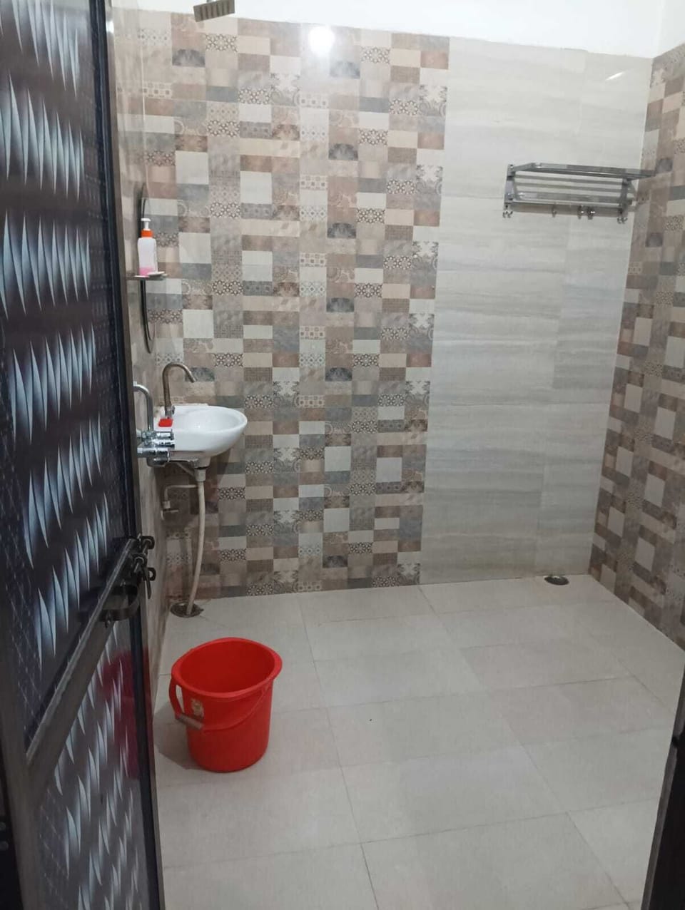 Towels, soap, toilet paper