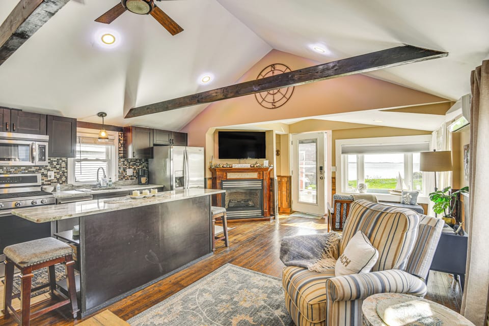 Cottage (2 Bedrooms) | Front of property