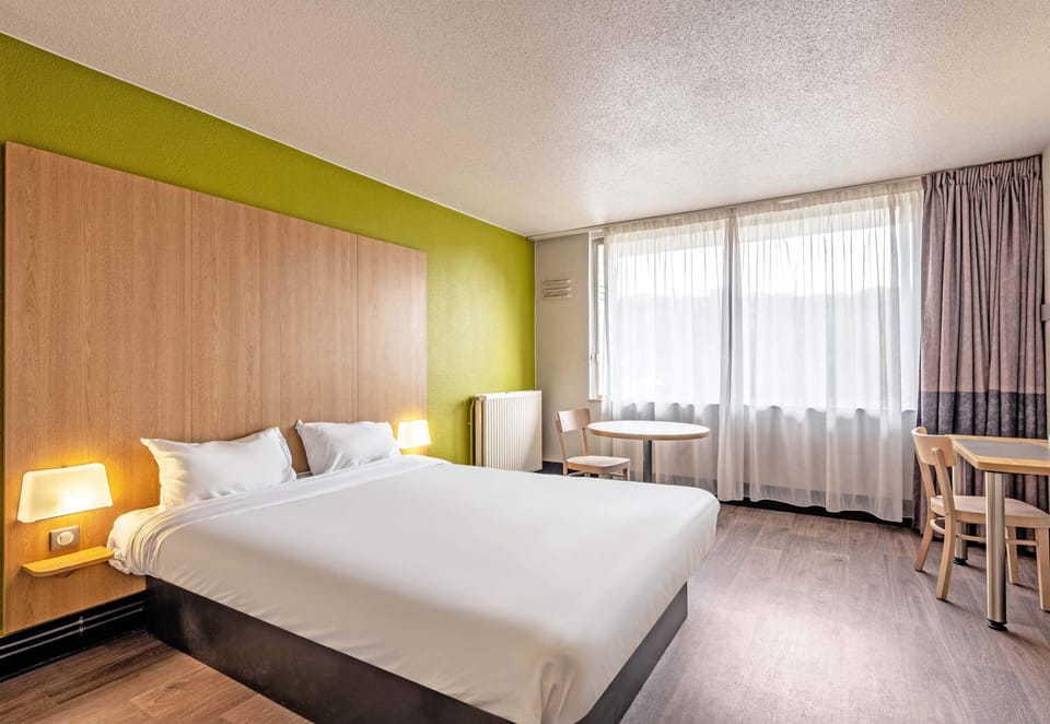 Standard Double Room, Non Smoking | Premium bedding, desk, soundproofing, free WiFi