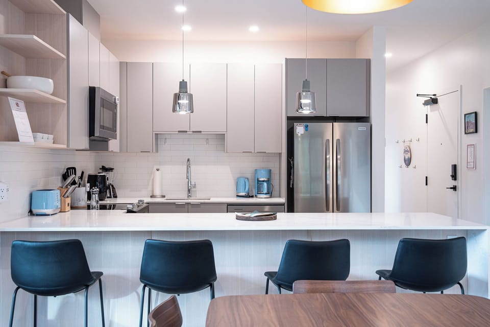 Condo | Private kitchen | Coffee/tea maker, toaster