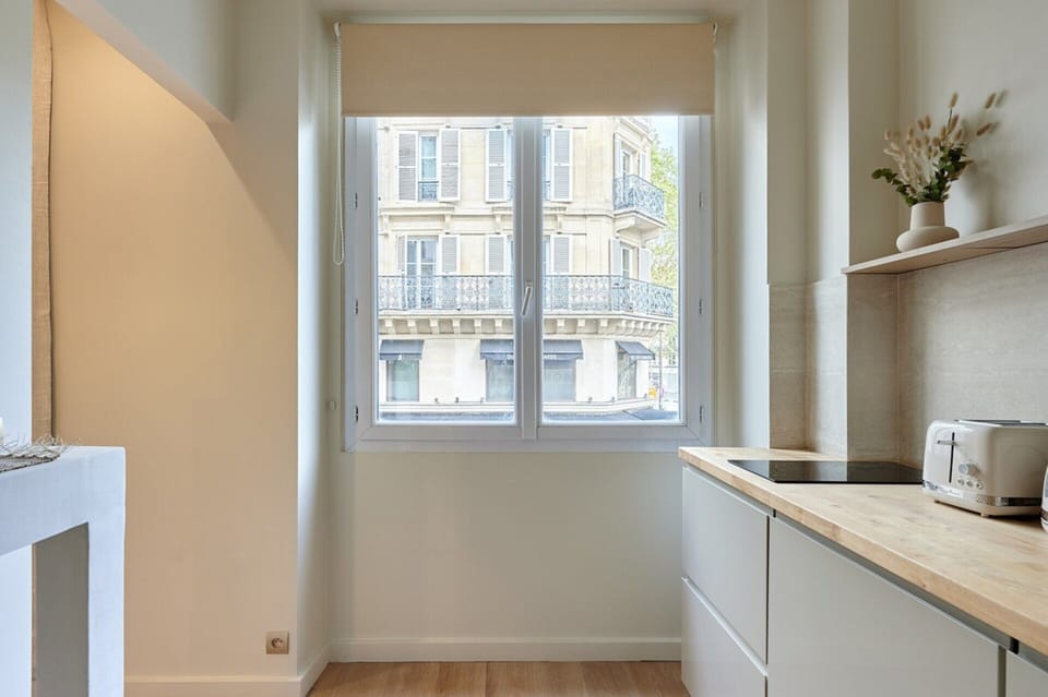 Apartment | Private kitchen | Cookware/dishes/utensils