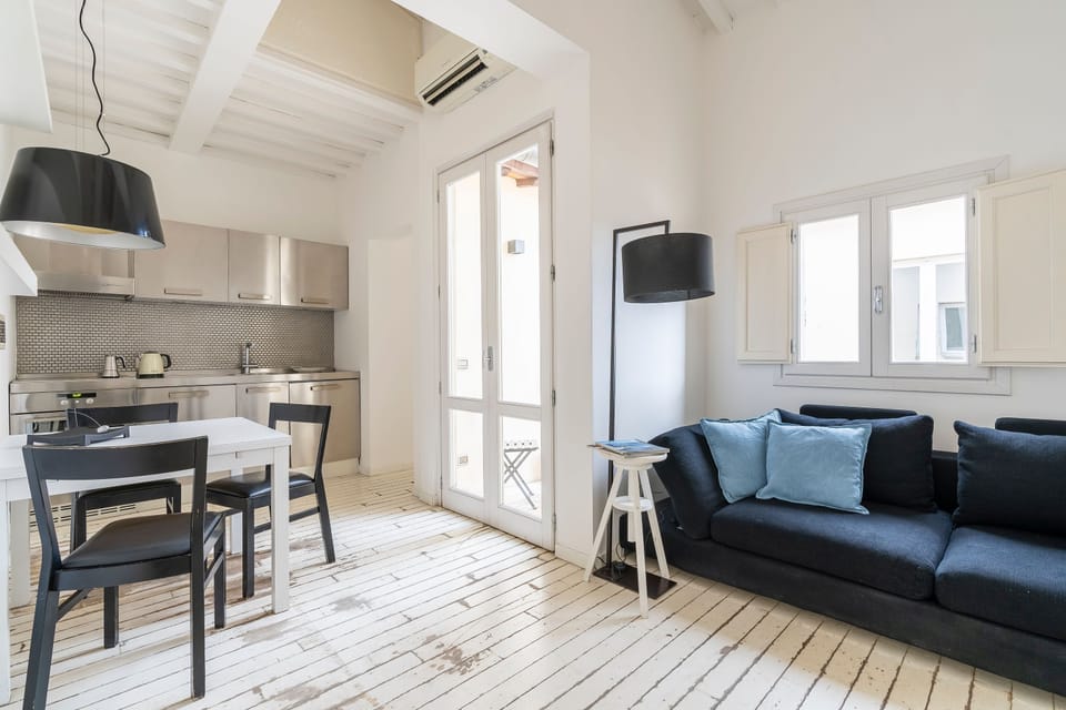House | 1 bedroom