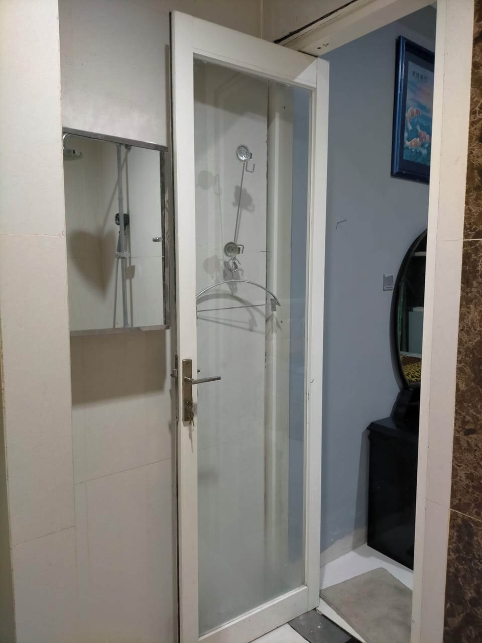 Family Room | Bathroom | Shower, rainfall showerhead, bidet