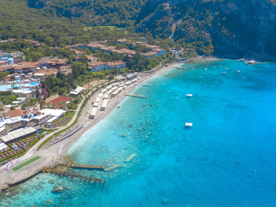 Private beach, sun loungers, beach umbrellas, beach towels